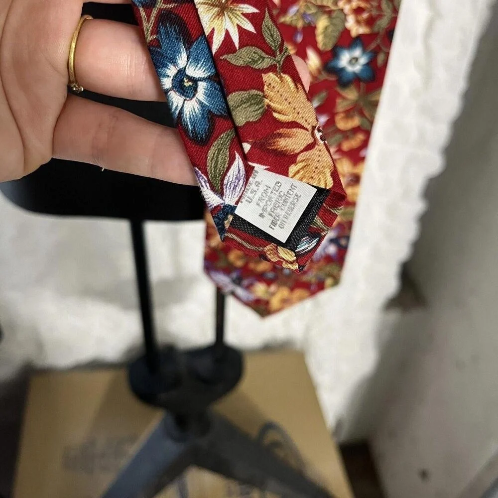 Reed St James Mens‎ Floral Necktie Burgundy Red Blue Botanical Print USA Made